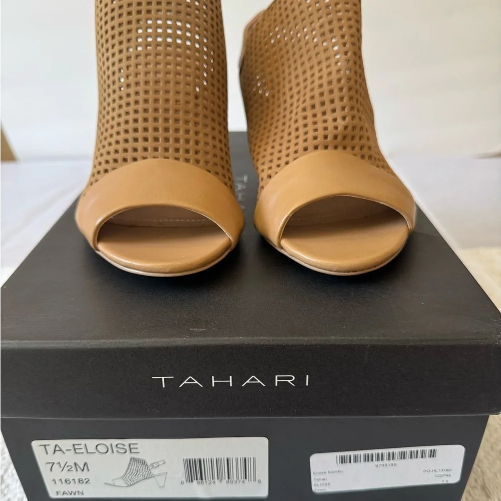 BNWB-Tahari Eloise Slingback Stacked Heel Sandal Size 7 1/2 Fawn